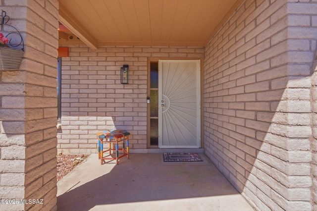 6745 N Quartzite Canyon Place, Tucson, AZ 85718