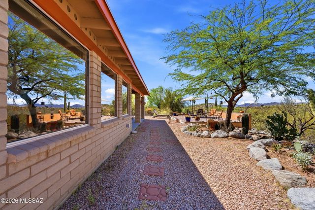 6745 N Quartzite Canyon Place, Tucson, AZ 85718