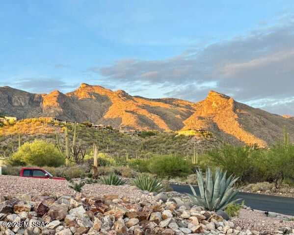 6745 N Quartzite Canyon Place, Tucson, AZ 85718