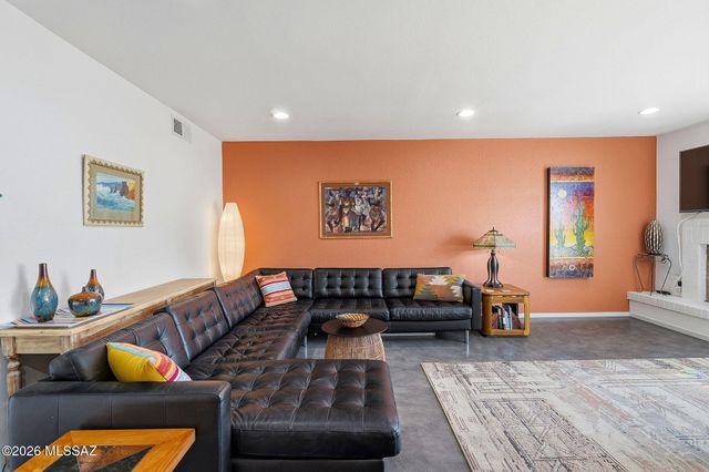 6745 N Quartzite Canyon Place, Tucson, AZ 85718