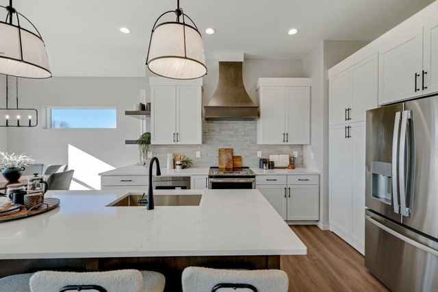 2720 Autumn Woods Drive, Cedar Falls, IA 50613