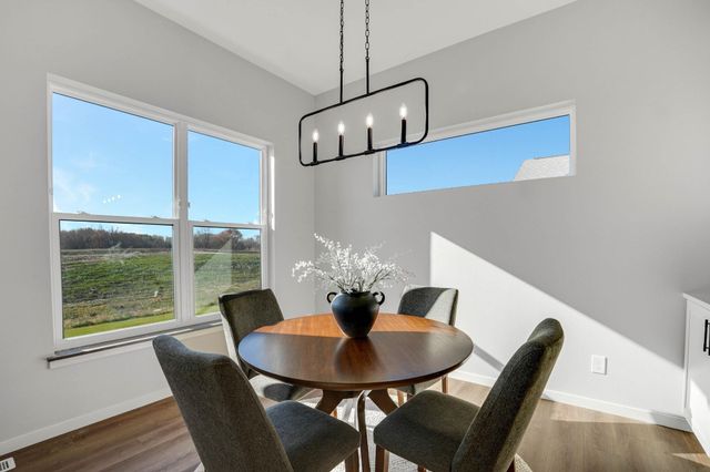 2720 Autumn Woods Drive, Cedar Falls, IA 50613