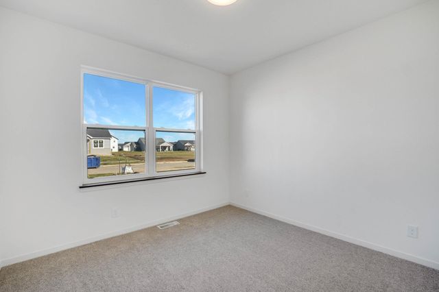 2720 Autumn Woods Drive, Cedar Falls, IA 50613