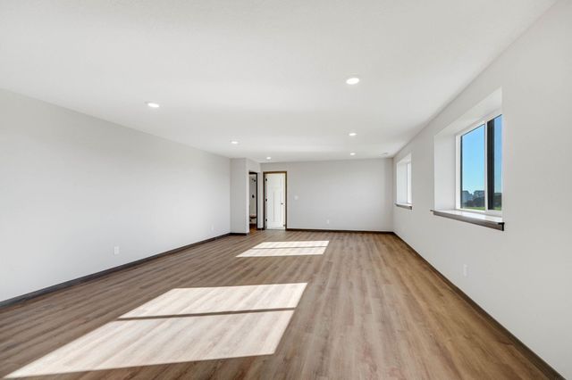 2720 Autumn Woods Drive, Cedar Falls, IA 50613