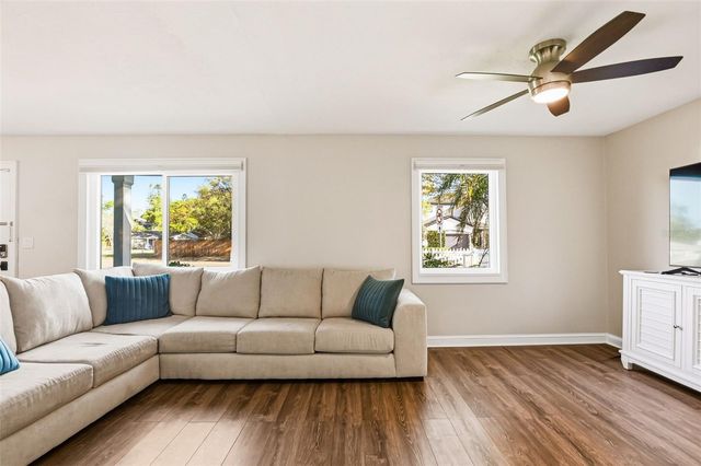 4410 W EUCLID AVENUE, Tampa, FL 33629