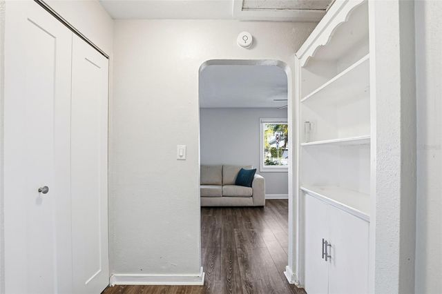 4410 W EUCLID AVENUE, Tampa, FL 33629