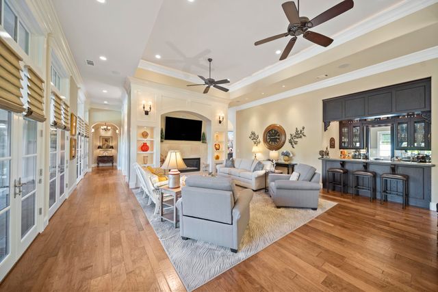 19566 San Vincente Drive, Redding, CA 96003