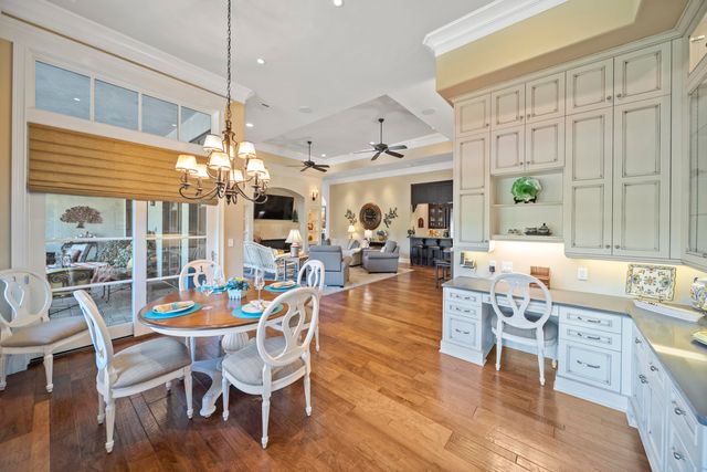 19566 San Vincente Drive, Redding, CA 96003