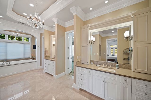 19566 San Vincente Drive, Redding, CA 96003