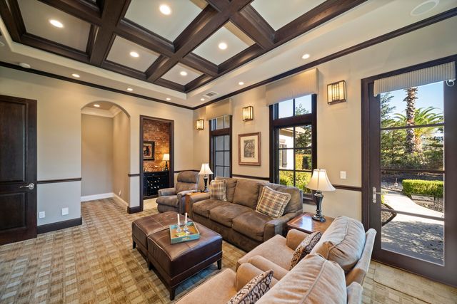 19566 San Vincente Drive, Redding, CA 96003