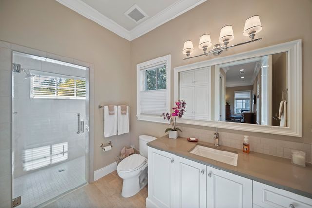 19566 San Vincente Drive, Redding, CA 96003