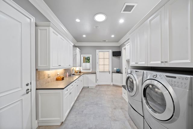 19566 San Vincente Drive, Redding, CA 96003