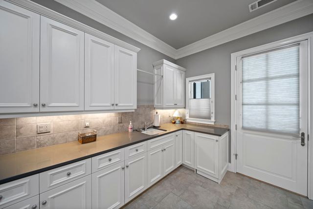 19566 San Vincente Drive, Redding, CA 96003