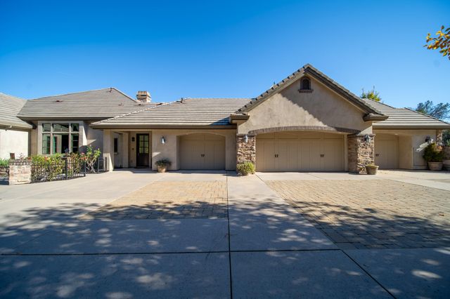 19566 San Vincente Drive, Redding, CA 96003