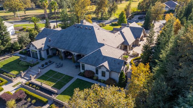 19566 San Vincente Drive, Redding, CA 96003