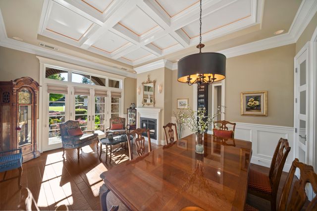 19566 San Vincente Drive, Redding, CA 96003