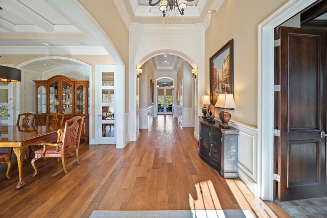 19566 San Vincente Drive, Redding, CA 96003