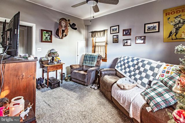 8 WATER ST, Alloway, NJ 08001