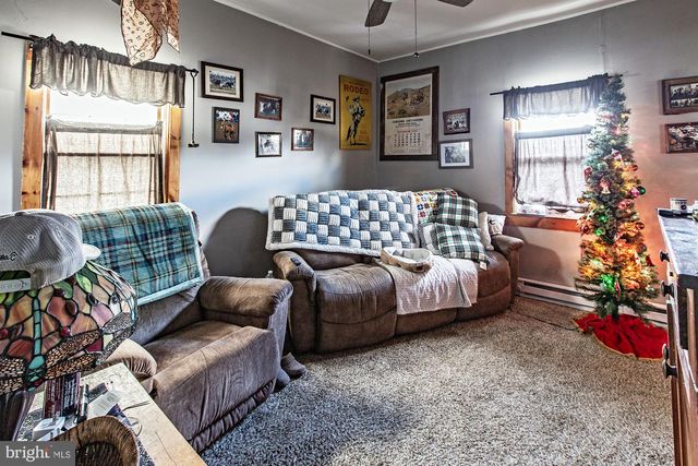 8 WATER ST, Alloway, NJ 08001