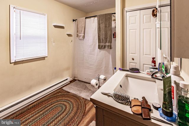 8 WATER ST, Alloway, NJ 08001