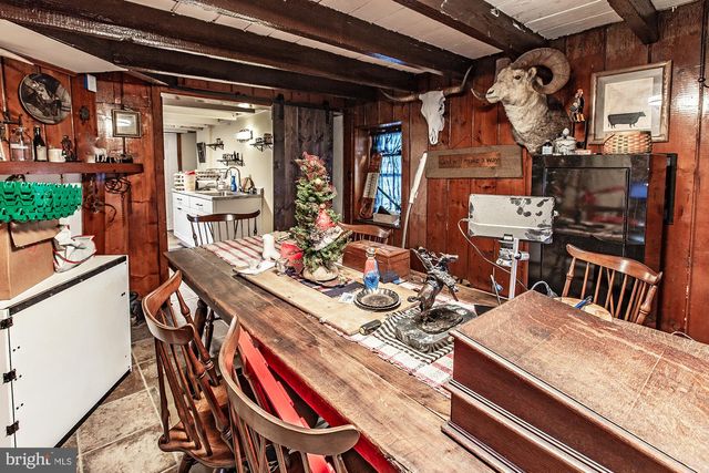 8 WATER ST, Alloway, NJ 08001