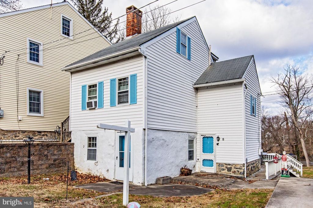 8 WATER ST, Alloway, NJ 08001