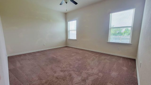 386 Shale CIR, Buda, TX 78610
