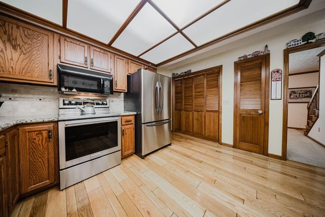 1619 Tuscarora Drive, Grove City, OH 43123