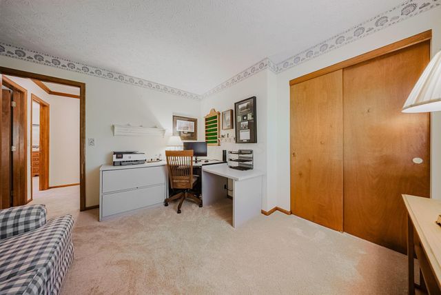 1619 Tuscarora Drive, Grove City, OH 43123