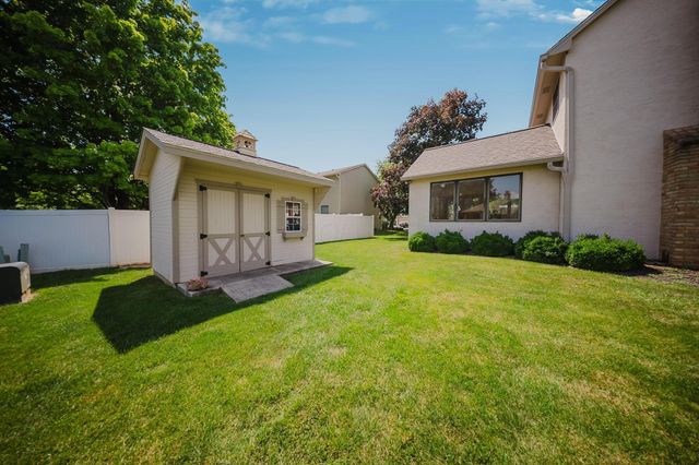 1619 Tuscarora Drive, Grove City, OH 43123