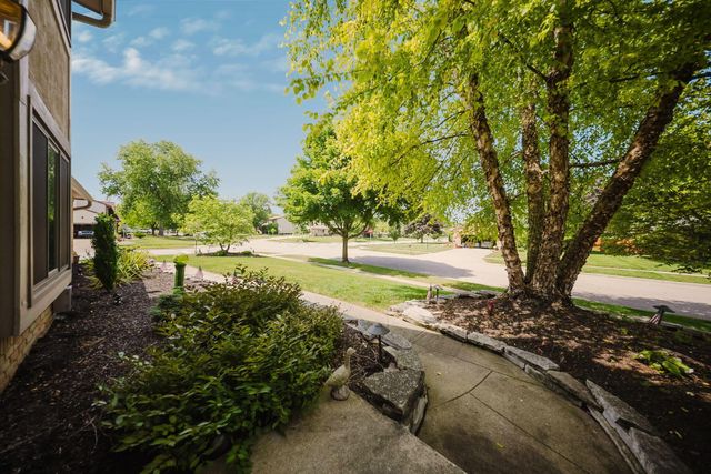 1619 Tuscarora Drive, Grove City, OH 43123