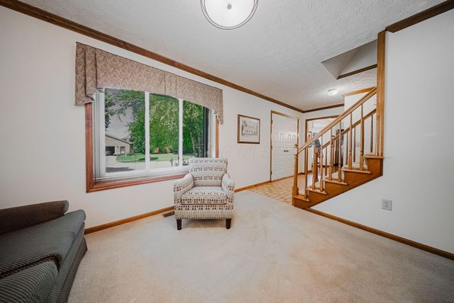 1619 Tuscarora Drive, Grove City, OH 43123