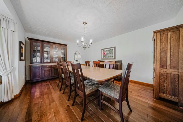 1619 Tuscarora Drive, Grove City, OH 43123