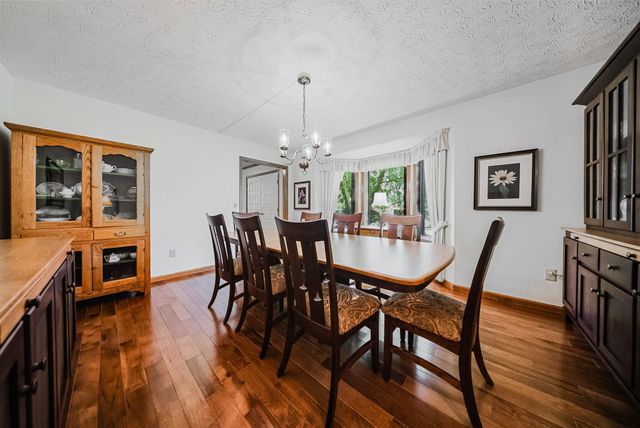 1619 Tuscarora Drive, Grove City, OH 43123