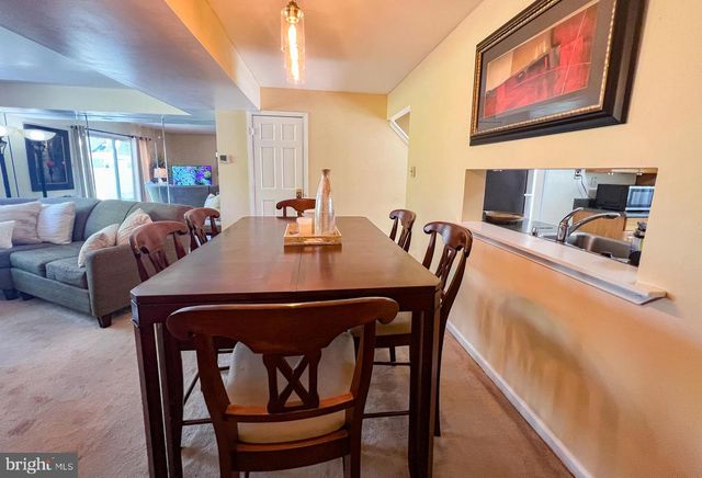 1052 PENDLETON CT, Voorhees, NJ 08043