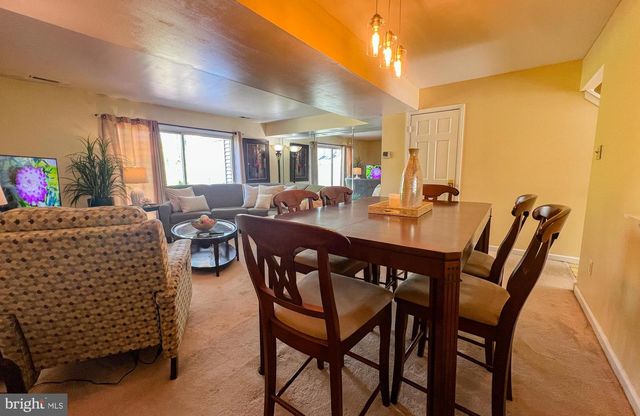 1052 PENDLETON CT, Voorhees, NJ 08043