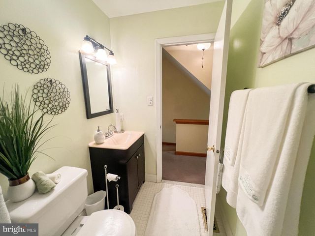 1052 PENDLETON CT, Voorhees, NJ 08043