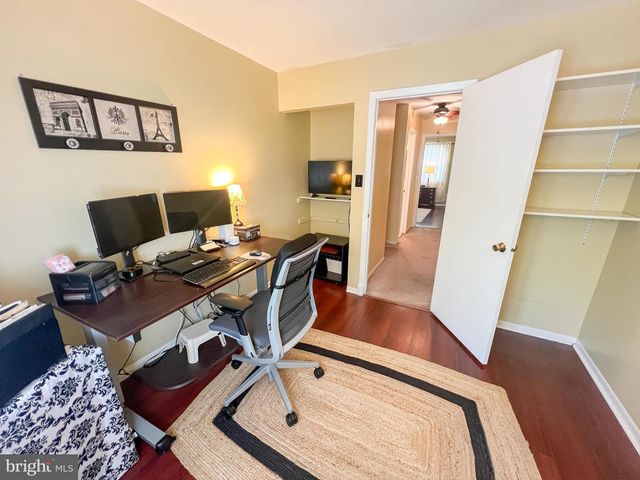 1052 PENDLETON CT, Voorhees, NJ 08043