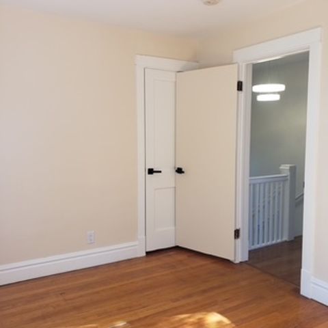 2726 S 60th Court, Cicero, IL 60804