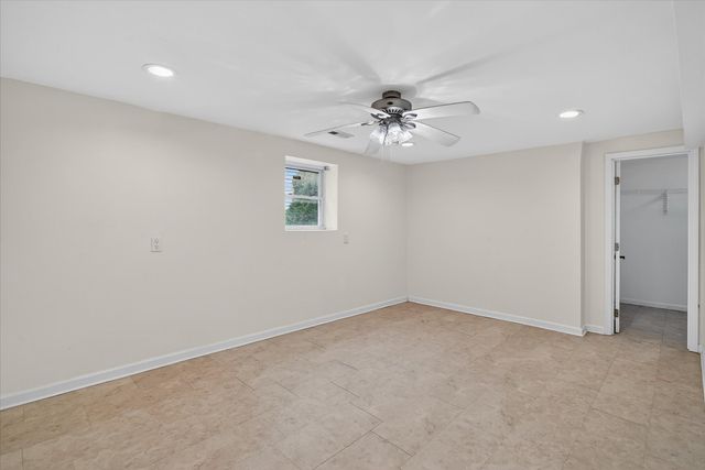 2726 S 60th Court, Cicero, IL 60804