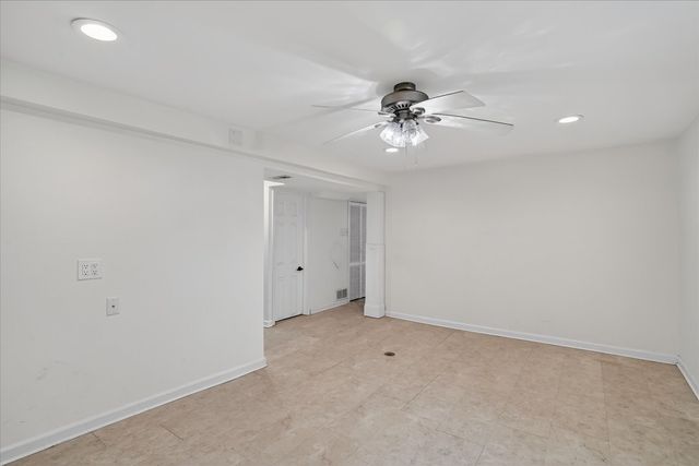 2726 S 60th Court, Cicero, IL 60804
