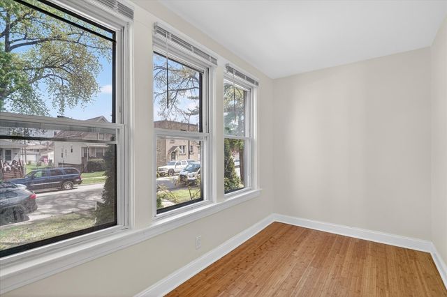2726 S 60th Court, Cicero, IL 60804