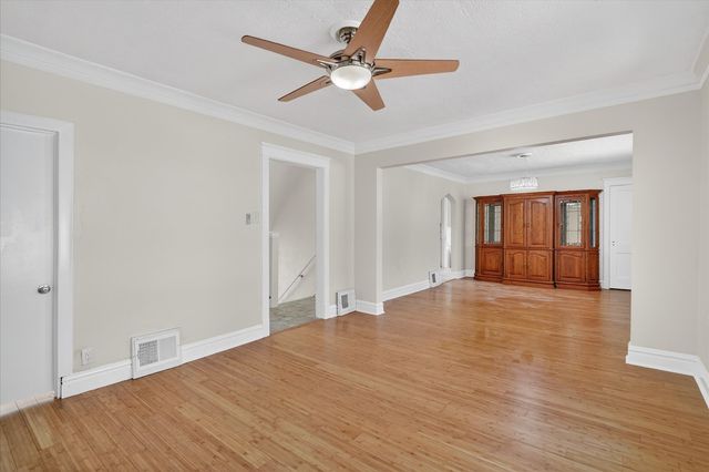 2726 S 60th Court, Cicero, IL 60804