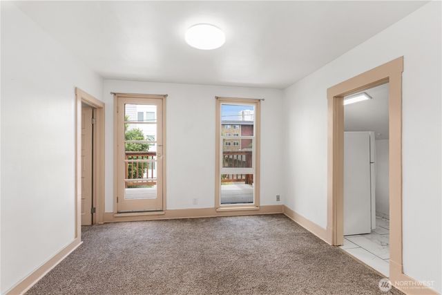 709 NE 43rd Street, Seattle, WA 98105
