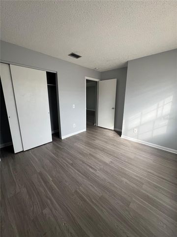 709 OCEANSIDE CIRCLE 724, Ruskin, FL 33570