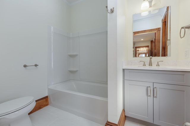 5 Bonney Street, Concord, NH 03303