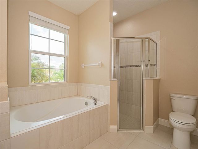 2576 Saint Lucia Circle, Vero Beach, FL 32967