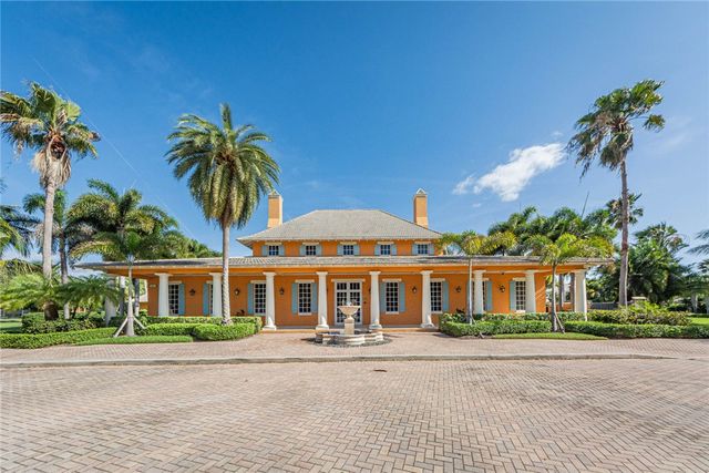2576 Saint Lucia Circle, Vero Beach, FL 32967