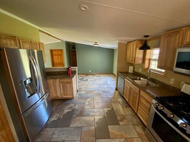 6 Renadette Road, Plattsburgh, NY 12901