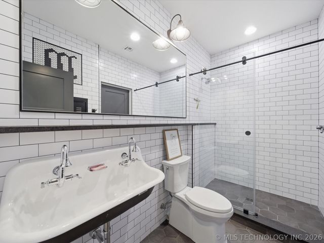 17120 E Sunset Ridge, Owasso, OK 74055